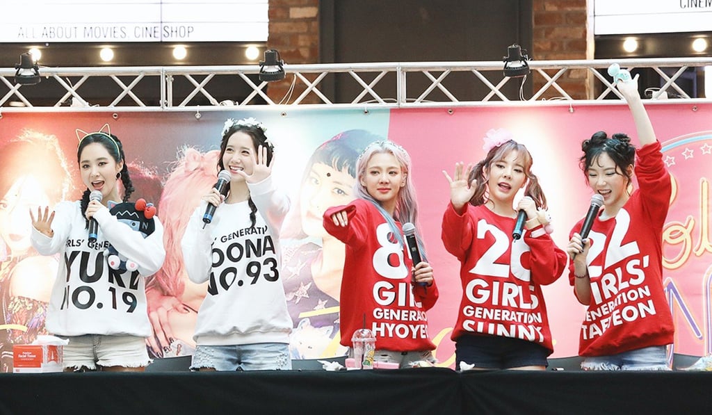 Hyoyeon (centre) and four other Girls’ Generation members formed subunit Oh!GG in 2018. Hyoyeon (centre) and four other Girls’ Generation members formed subunit Oh!GG in 2018.