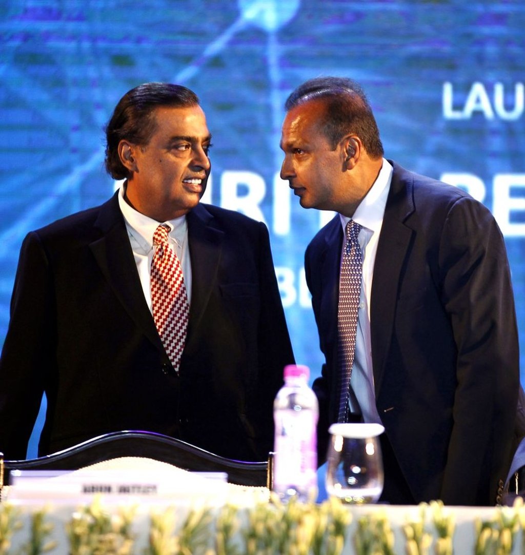 The definition of a sibling rivalry: Mukesh and Anil Ambani are business rivals. Photo: Hindustan Times via Getty Images