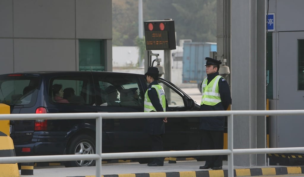 The driver was selected for a stop and search at Lok Ma Chau control point. Photo: SCMP Pictures