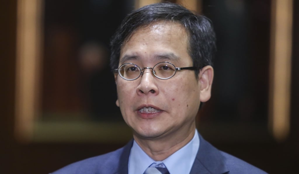 Ip Kin-yuen says the government should act as ‘the gatekeeper of tuition fee increases’. Photo: Sam Tsang