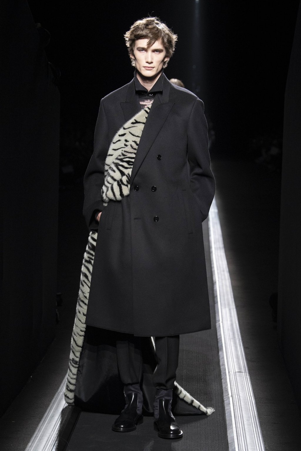 Dior coat 2019 online