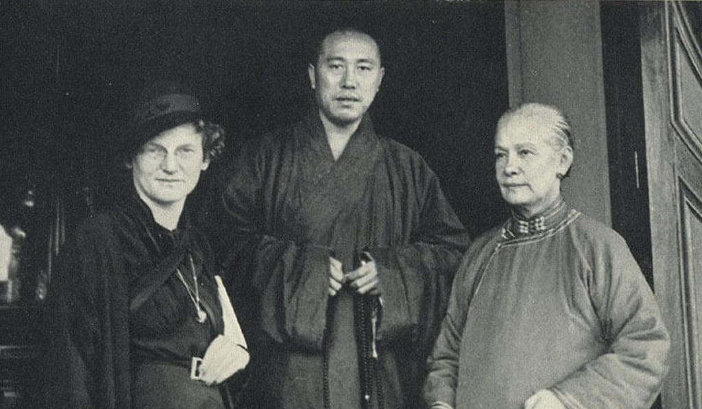 Bessie Owen (left) with Clara Hotung, in Hong Kong, in January 1937. Bessie Owen (left) with Clara Hotung, in Hong Kong, in January 1937.