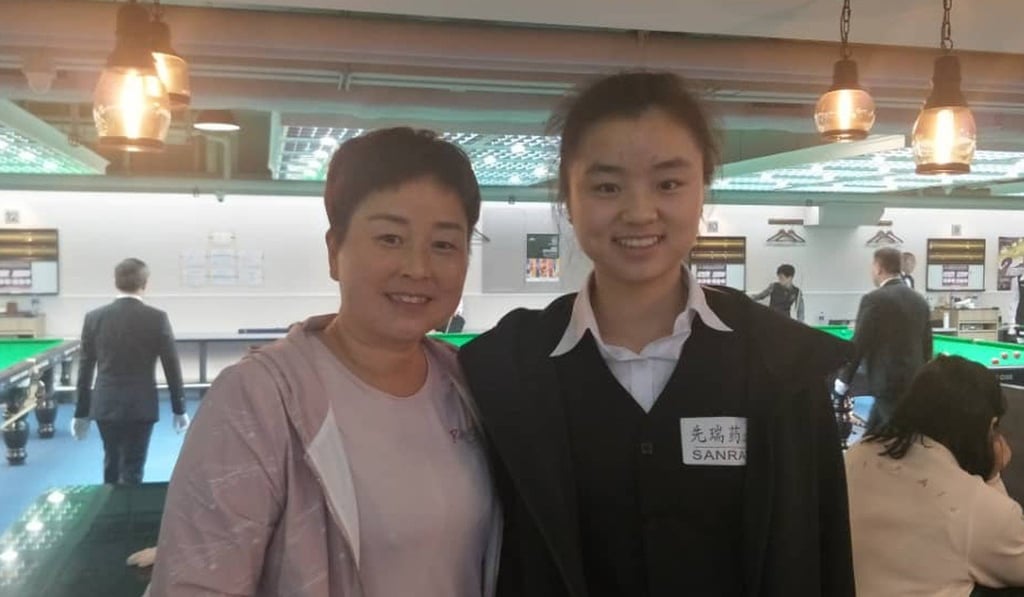 Bai Yulu with her mother Liu Dongling at the General Snooker Club. Photo: Handout Bai Yulu with her mother Liu Dongling at the General Snooker Club. Photo: Handout