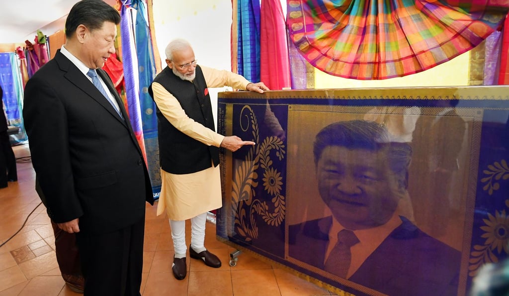 Indian Prime Minister Narendra Modi and Chinese President Xi Jinping during their informal summit talks in the southeastern Indian seaside resort of Mamallapuram. Photo: dpa
