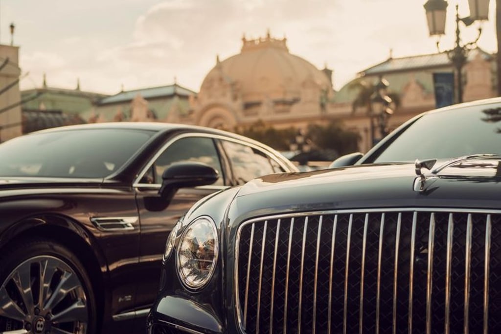 The ‘B’ bonnet ornament has a new shape in the 2020 Bentley Flying Spur. The ‘B’ bonnet ornament has a new shape in the 2020 Bentley Flying Spur.