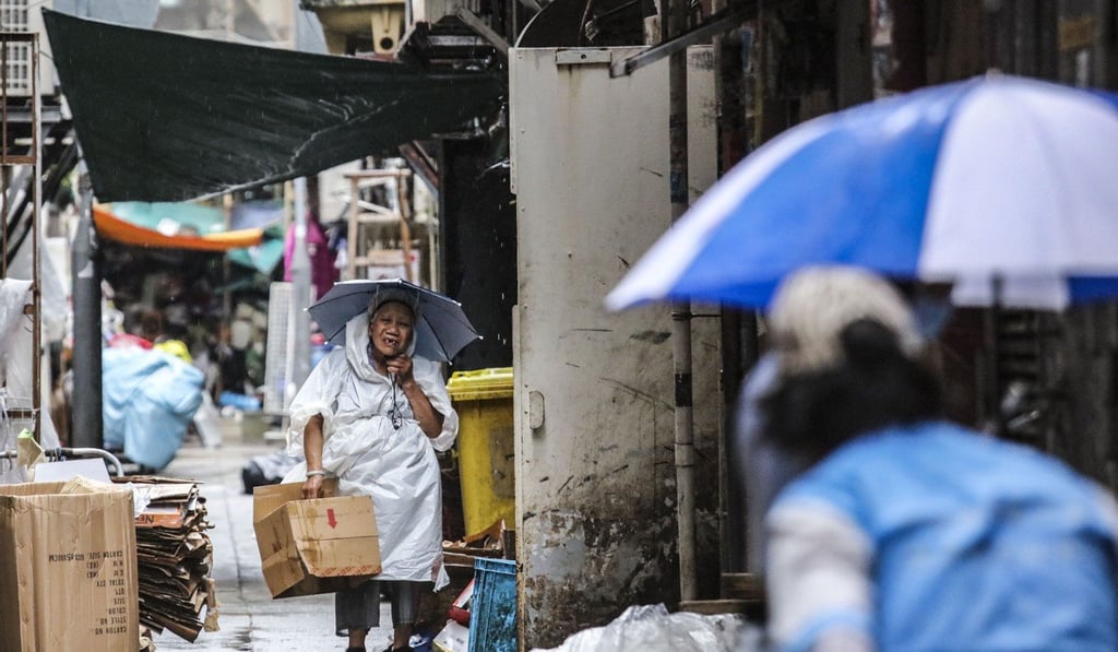 Hong Kong’s “cardboard grannies”, such as these women on the streets of Sham Shui Po, have become symbols of its income inequality problem. Photo: Felix Wong