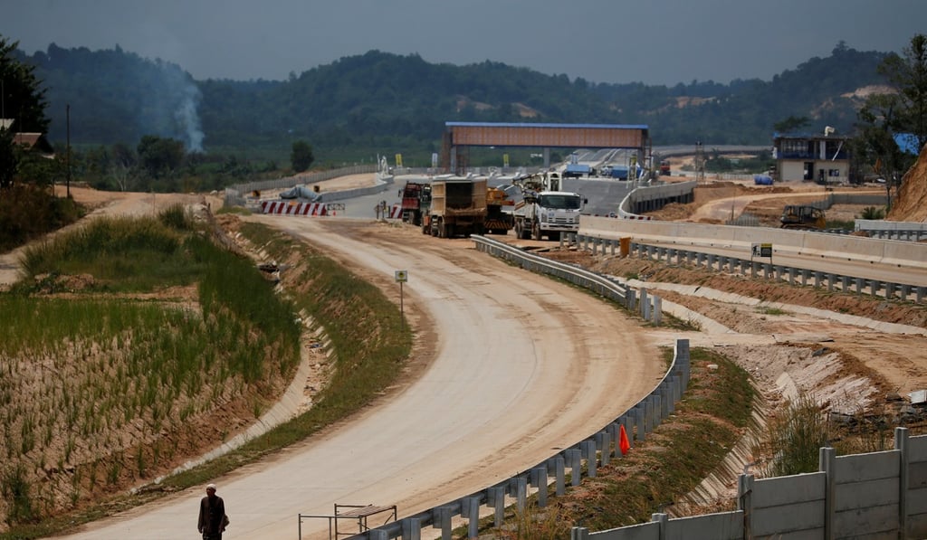 The Balikpapan-Samarinda toll road is one of many infrastructure projects in Indonesia being built with the help of Chinese funding. Photo: Reuters