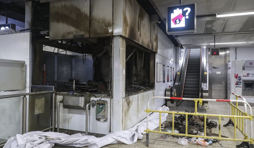 Vandalism by anti-government protesters resulted in the complete shutdown of the entire MTR network on October 5, for the first time in its 40-year history. Photo: Edmond So Vandalism by anti-government protesters resulted in the complete shutdown of the entire MTR network on October 5, for the first time in its 40-year history. Photo: Edmond So
