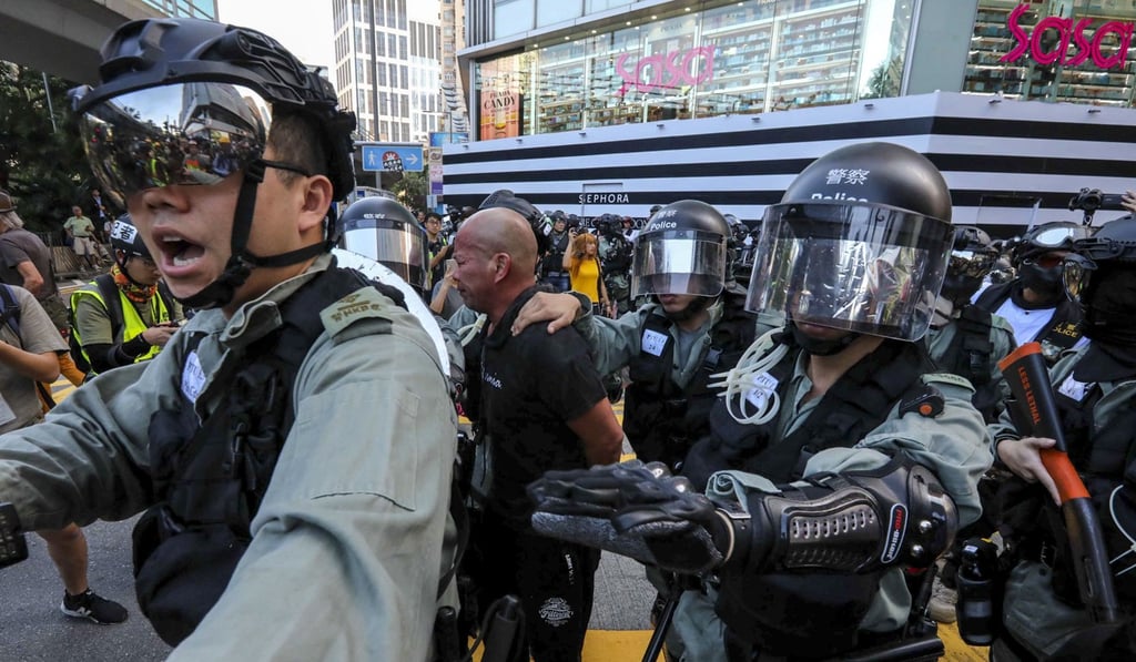 Riot police are on the streets in Great George Street, Causeway Bay on Saturday. Photo: Felix Wong Riot police are on the streets in Great George Street, Causeway Bay on Saturday. Photo: Felix Wong