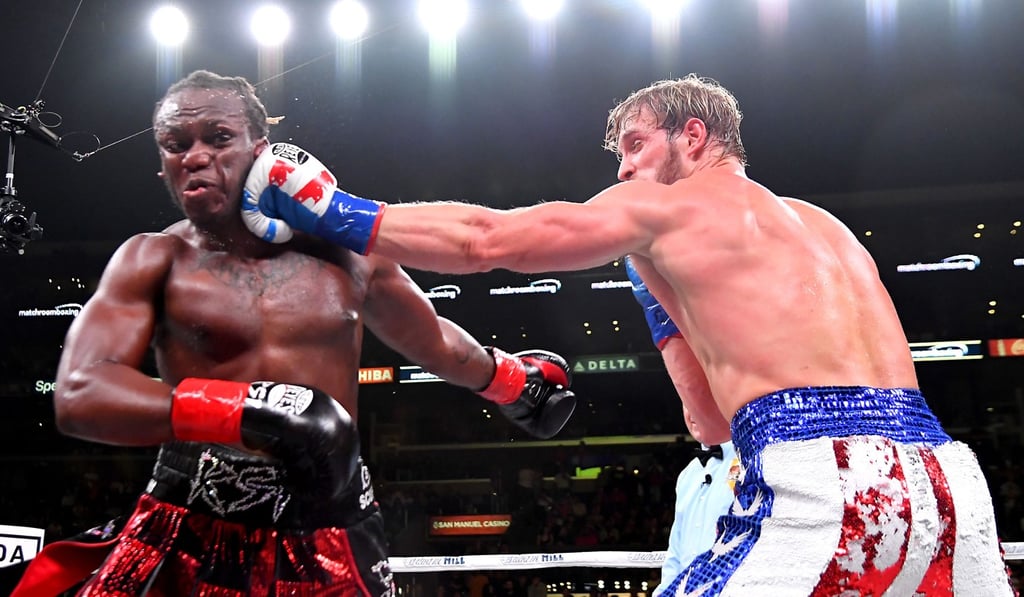 Logan Paul (right) lands a shot on KSI. Photo: AFP