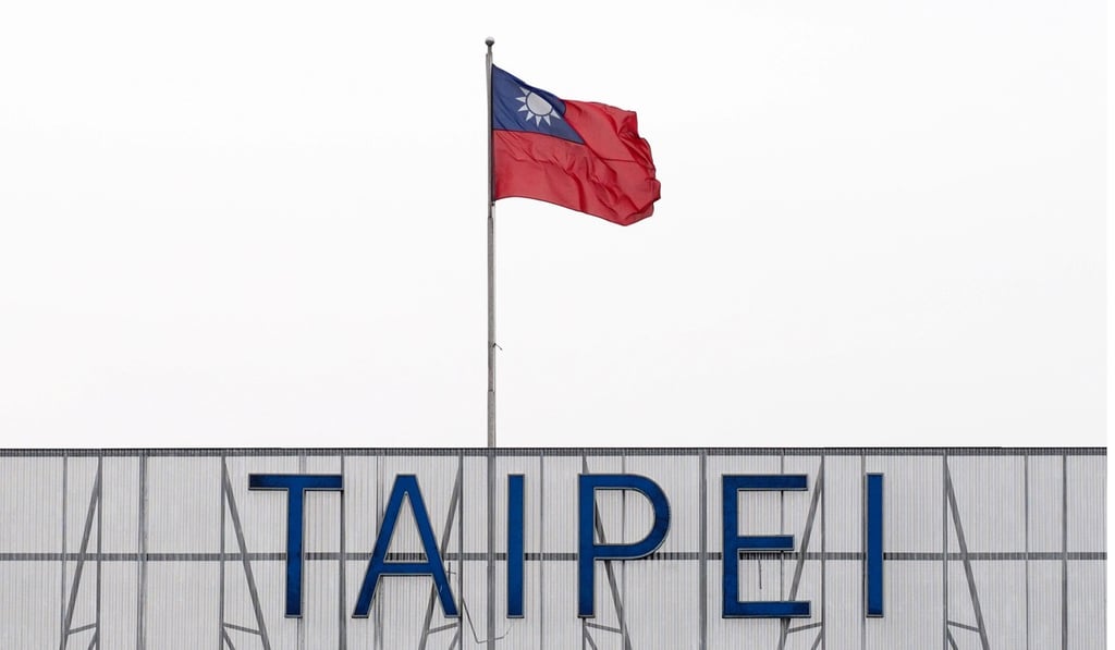 Last year saw 419 charter flights over the holiday period. Photo: EPA-EFE