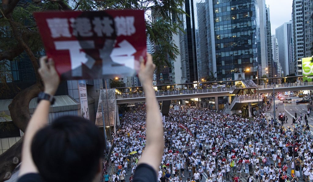Throngs of people march against the extradition bill in Hong Kong on June 9. Despite the march’s organiser reporting that over a million people joined the protest, Chief Executive Carrie Lam announced that the government would press ahead with the reading of the bill in the Legislative Council. Photo: Bloomberg