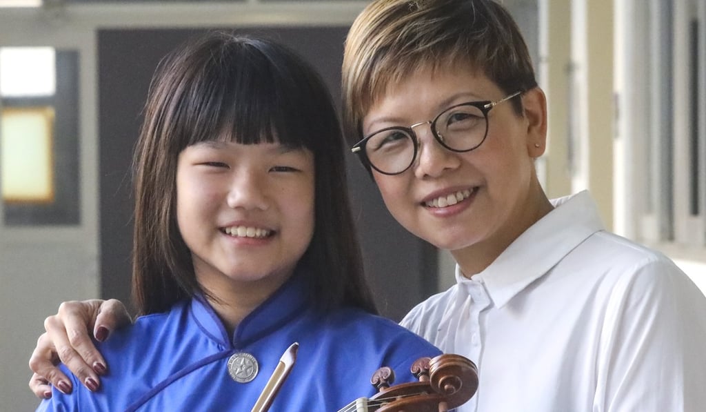 So’s mother Yonnie Wong (right) said her daughter (left) has “has this unrelenting spirit”. Photo: K.Y. Cheng