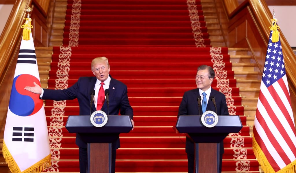 US President Donald Trump and South Korean President Moon Jae-in in Seoul. Photo: EPA