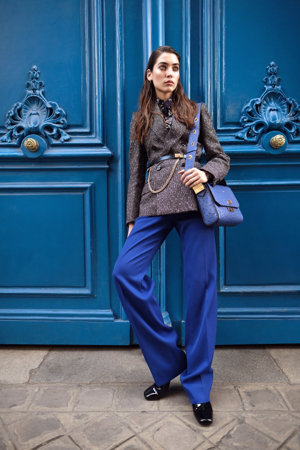 Givenchy jacket, US$3,219, trousers, US$1,303, shirt, US$1,737, belt, US$931, bag, US$8,687; Roger Vivier booties, US$1,277; Charlotte Chesnais, earring, price available on request Givenchy jacket, US$3,219, trousers, US$1,303, shirt, US$1,737, belt, US$931, bag, US$8,687; Roger Vivier booties, US$1,277; Charlotte Chesnais, earring, price available on request