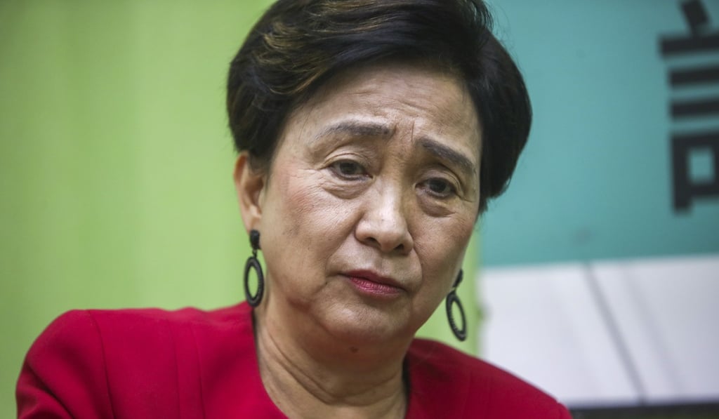 Former Democratic Party Chairwoman Emily Lau Wai-hing accepted the John McCin Prize for Leadership “on behalf of all Hongkongers”. Photo: SCMP