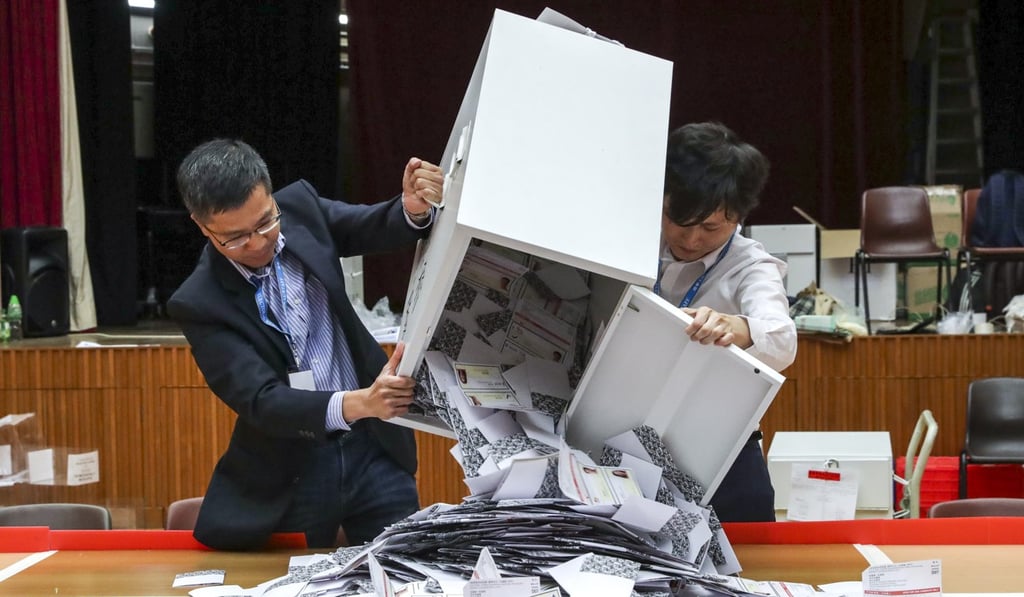 The pro-Beijing DAB won only 21 of the 179 seats it contested in the district council elections. Photo: Edmond So The pro-Beijing DAB won only 21 of the 179 seats it contested in the district council elections. Photo: Edmond So