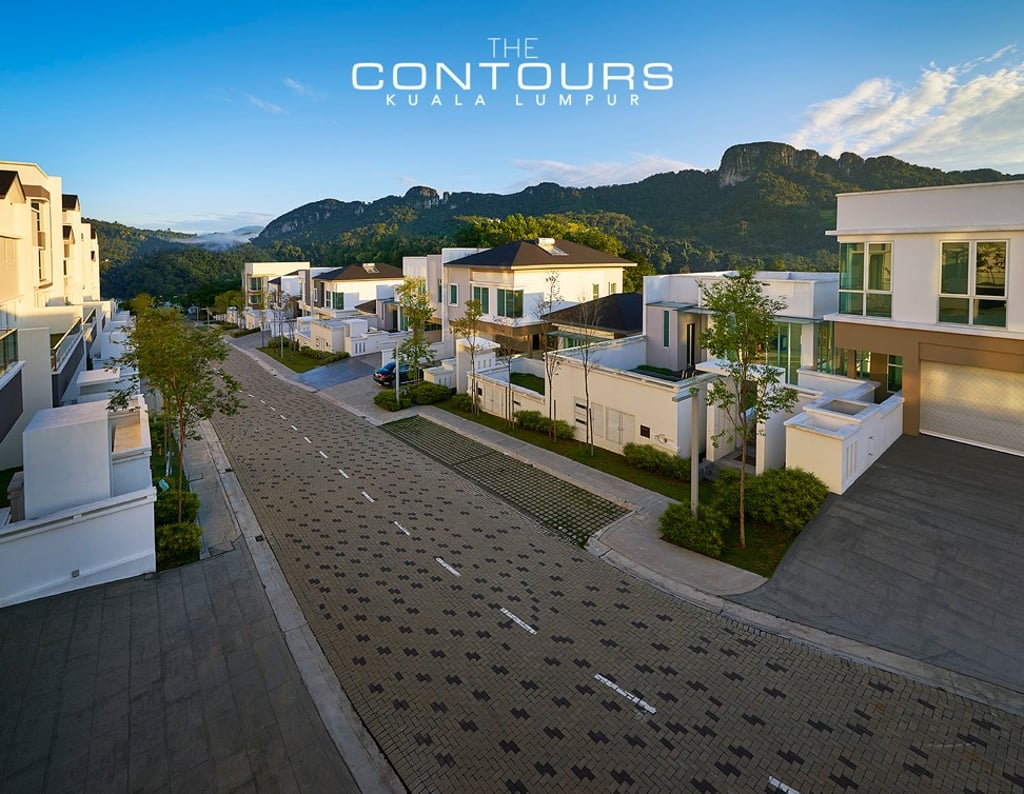 Contours @ Melawati Heights, a gated and guarded freehold property on a mountain ridge with a plush and intimate enhancements of over 5,300 sf of imposing space that embrace the natural contours of the land which offers unobstructed views of the surroundings tranquil hills and greenery. Contours @ Melawati Heights, a gated and guarded freehold property on a mountain ridge with a plush and intimate enhancements of over 5,300 sf of imposing space that embrace the natural contours of the land which offers unobstructed views of the surroundings tranquil hills and greenery.