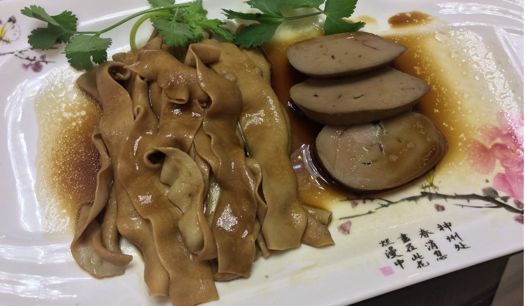 Goose liver and intestines. Photo: Susan Jung