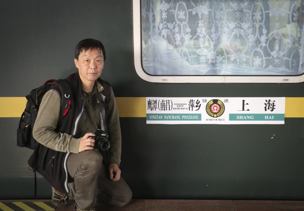Photographer Qian Haifeng. Photo: Thomas Bird