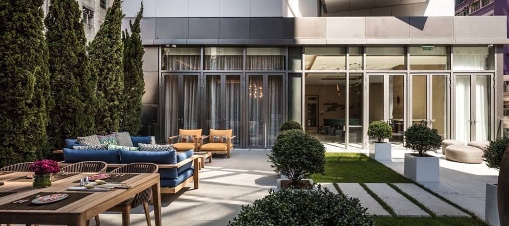 Island Residence at 163 Shau Kei Wan Road offers 170 residential units, including studios and one-bedroom and two-bedroom units. Island Residence at 163 Shau Kei Wan Road offers 170 residential units, including studios and one-bedroom and two-bedroom units.