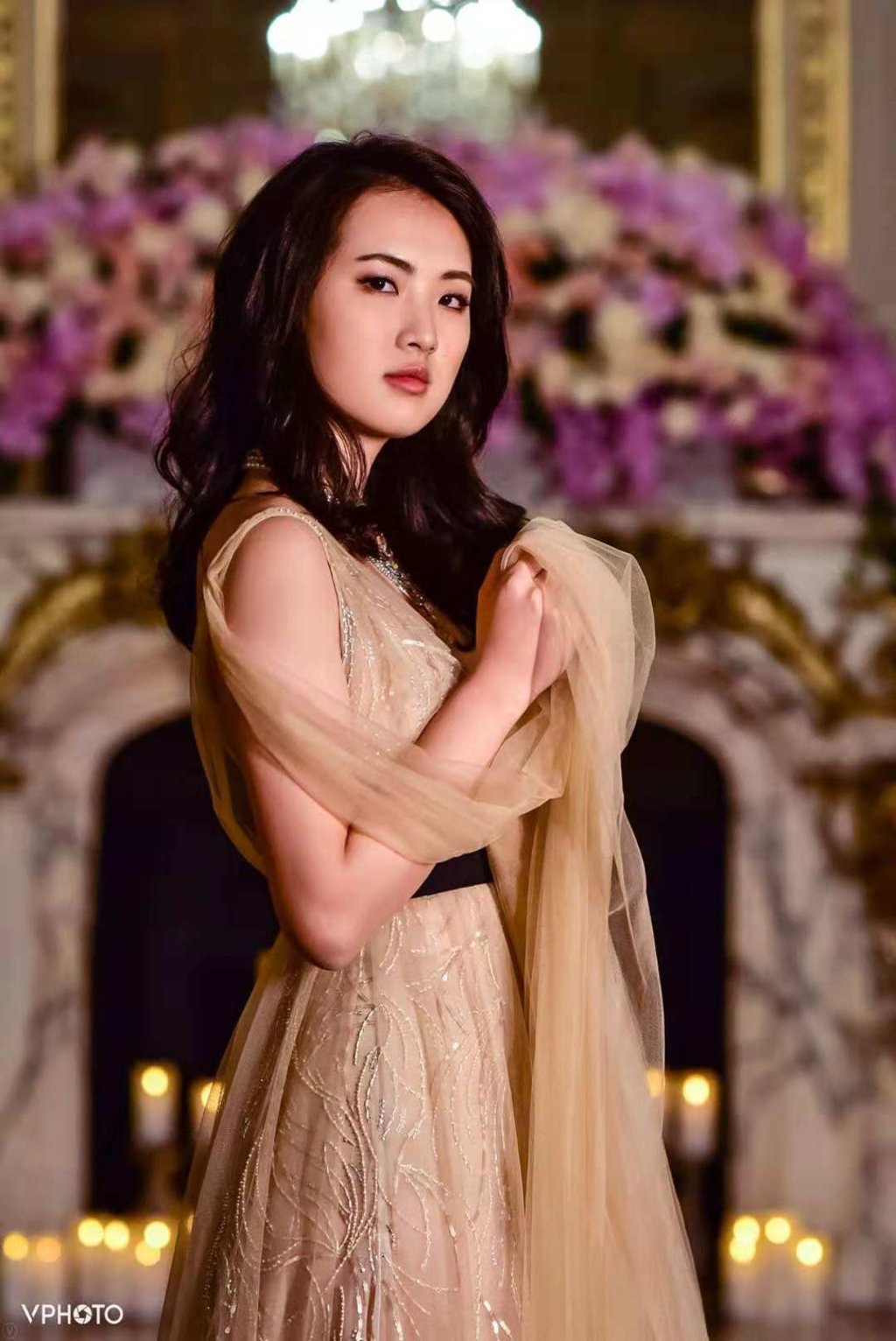 Annabel Yao, a Harvard graduate and daughter of Huawei founder Ren Zhengfei, at a ball in Paris.
