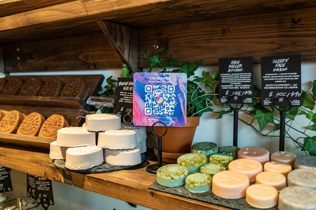 The Lush Naked shop in Hong Kong is completely plastic-packaging-free. The Lush Naked shop in Hong Kong is completely plastic-packaging-free.