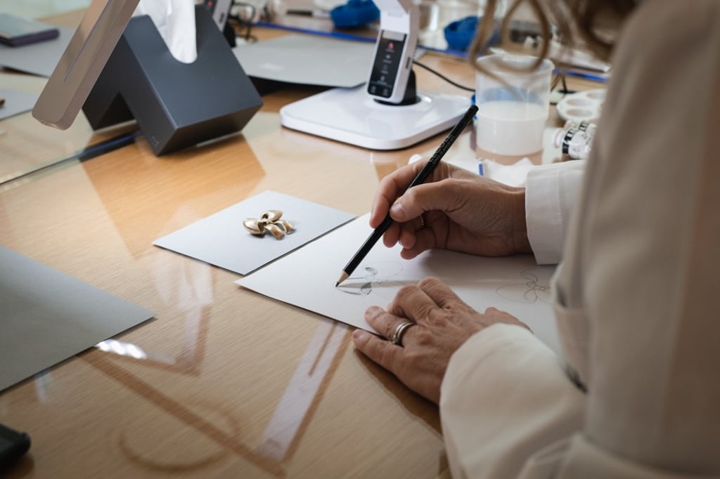 Savoir faire courses at L'Ecole Asia Pacific.