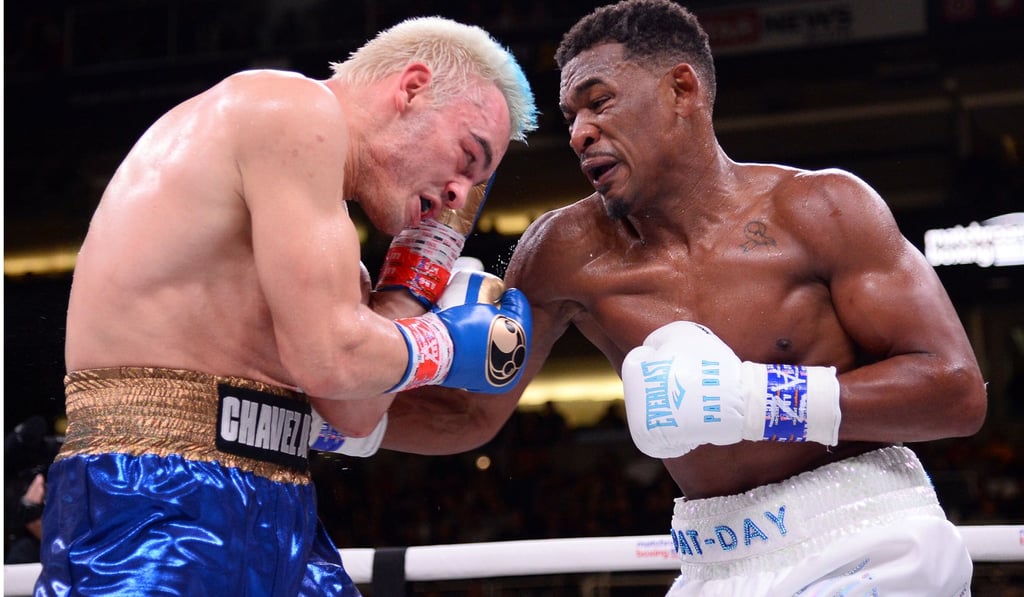 Julio Cesar Chavez Jnr is on the defensive against Daniel Jacobs. Photo: USA Today Sports