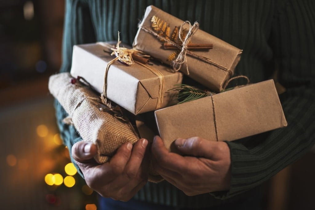Organic Christmas presents are better for the environment.