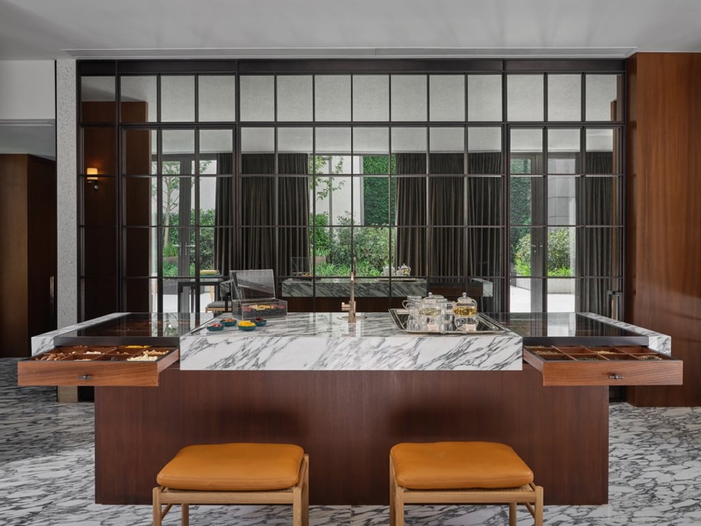 Asaya Rosewood Hong Kong Tranquility Lounge. Asaya Rosewood Hong Kong Tranquility Lounge.