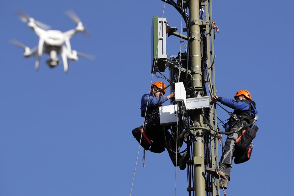 The Japanese government sees the incentives for companies to use domestic parts in hi-tech equipment initially being used with the introduction of 5G mobile network equipment and drones, according to a report by the Yomiuri newspaper on Wednesday. Photo: Bloomberg