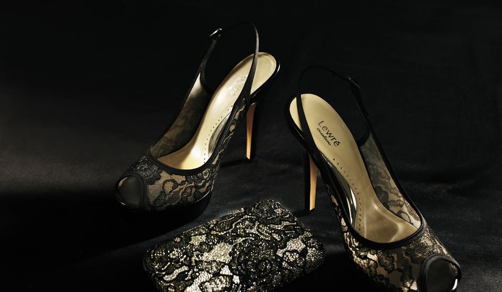 Lewré Bespoke’s black lacy heels are extremely seductive.