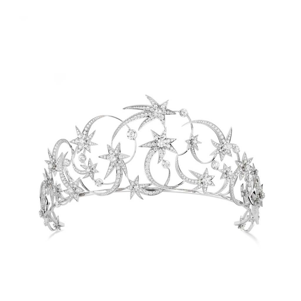 How tiaras went from fairy tale princess to everyday party