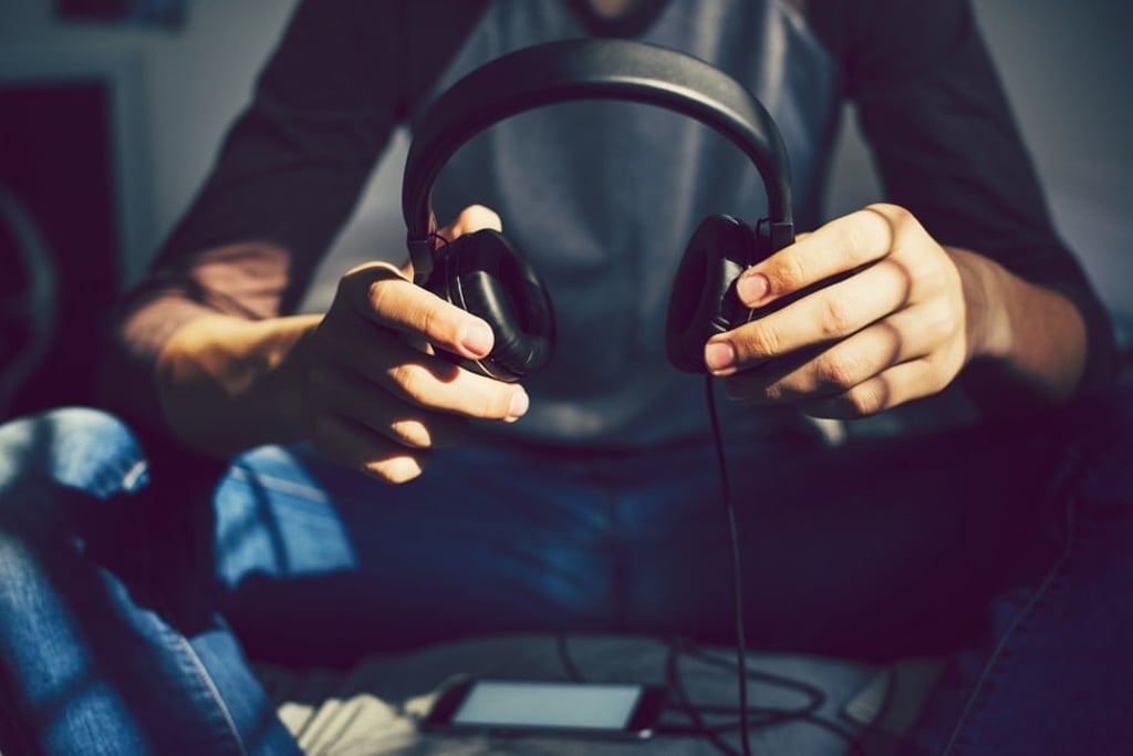 Binaural beats have been gaining credence in the New Age and wellness communities. Photo: Shutterstock Binaural beats have been gaining credence in the New Age and wellness communities. Photo: Shutterstock