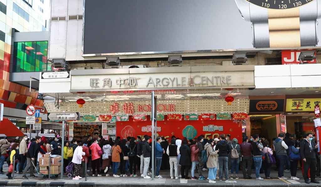 Hongkongers have struggled to get hold of masks both on the high street and online. Photo: May Tse