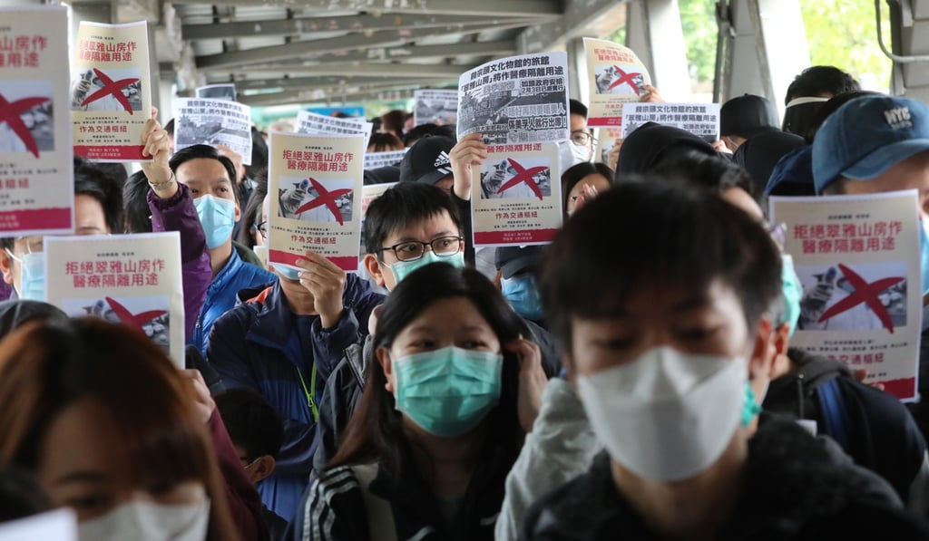 Residents protest against a proposal to use the Heritage Lodge in Lai Chi Kok as a quarantine site. Photo: Felix Wong