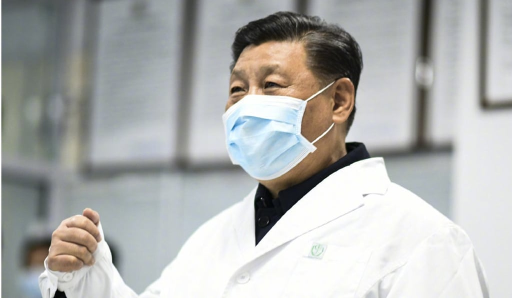 President Xi Jinping visits Ditan Hospital in Beijing on Monday. Photo: Xinhua