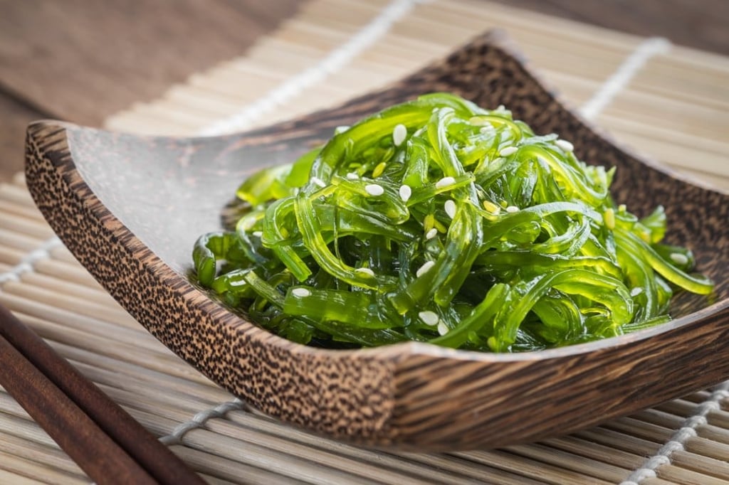 Wakame, also known as seaweed salad, is a healthy option. Photo: Getty Image Wakame, also known as seaweed salad, is a healthy option. Photo: Getty Image