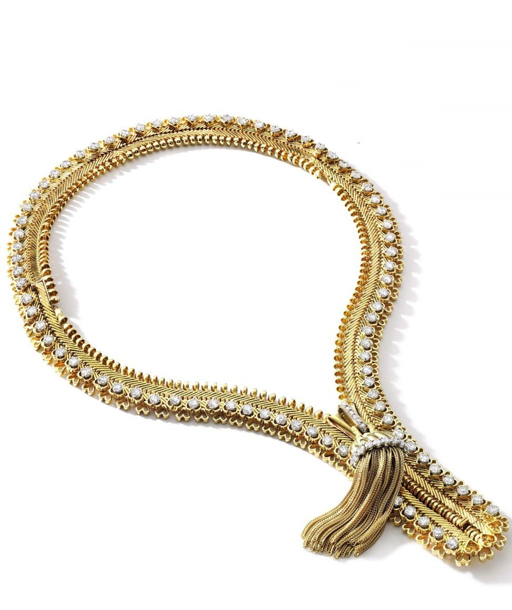 Van Cleef & Arpels’ Zip design can be worn as a necklace or a bracelet. Photo: Van Cleef & Arpels