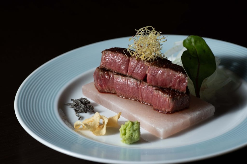 Teppanyaki – Hida beef tenderloin. Teppanyaki – Hida beef tenderloin.