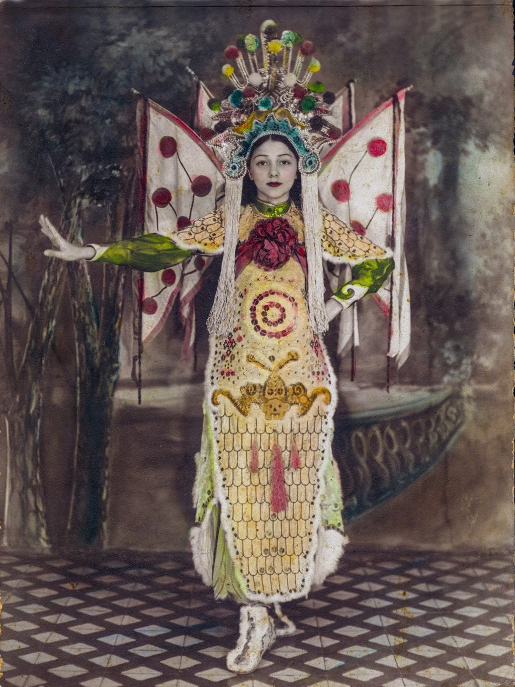 Caridad Amaran at 16 years old in 1947. Amaran is believed to be the last Cuban diva of Chinese opera. Photo: Lau Pok-chi Caridad Amaran at 16 years old in 1947. Amaran is believed to be the last Cuban diva of Chinese opera. Photo: Lau Pok-chi