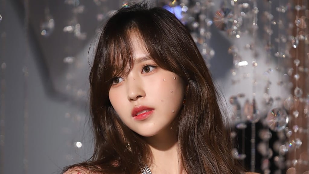Mina was born in San Antonio, Texas, to Japanese parents. Mina was born in San Antonio, Texas, to Japanese parents.