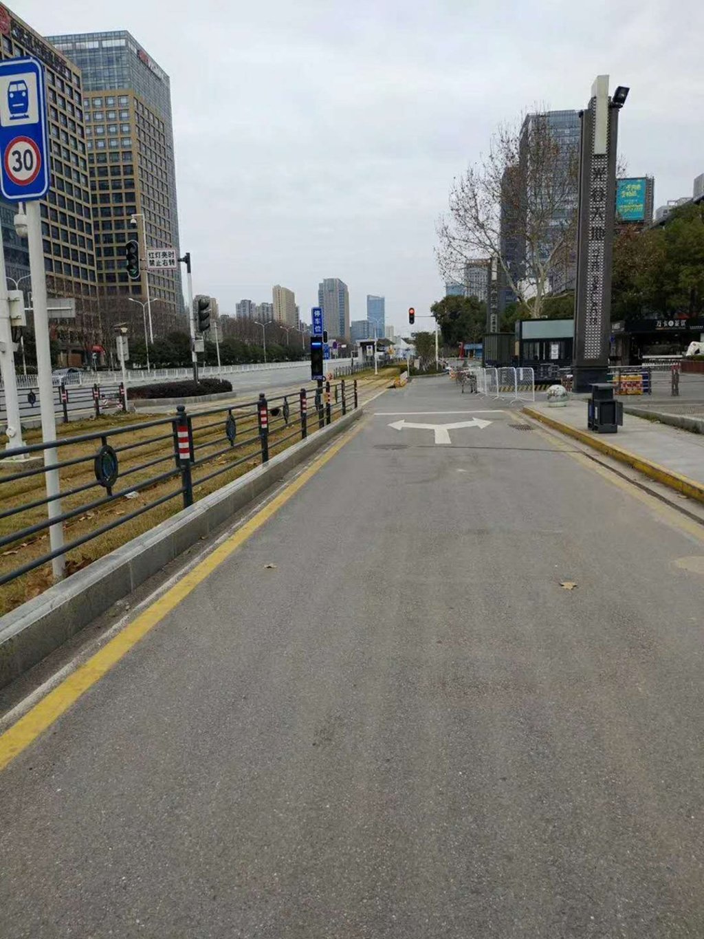 Empty streets in Wuhan, photographed by stranded 30-year-old Kang Wei.
