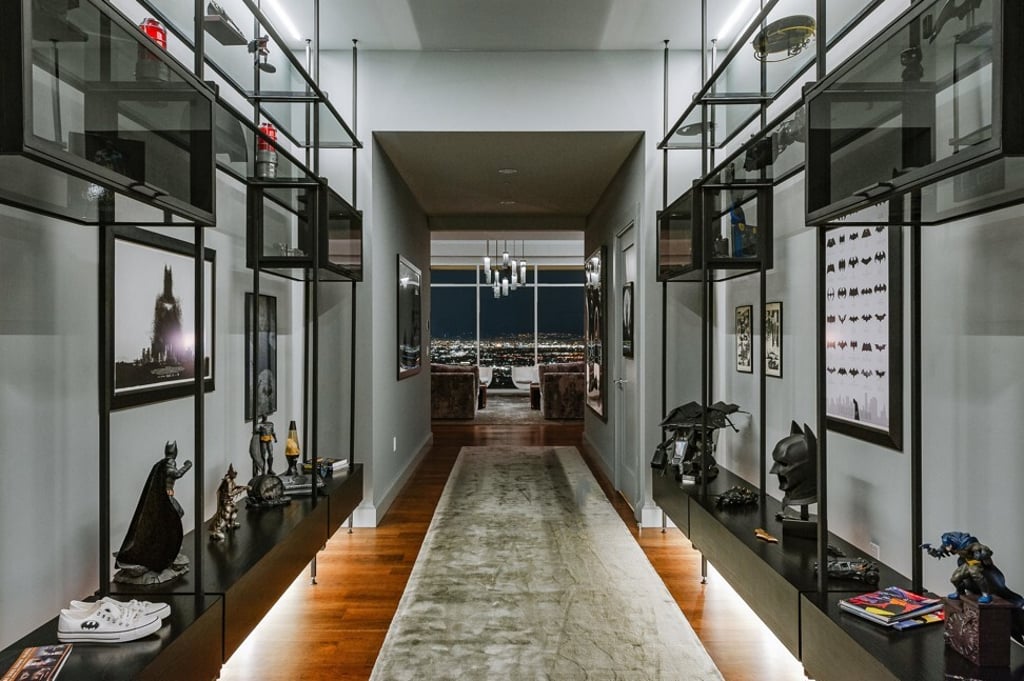 Inside Penthouse 40, Mathew Perry’s home. Photo: Holcomb Petersen