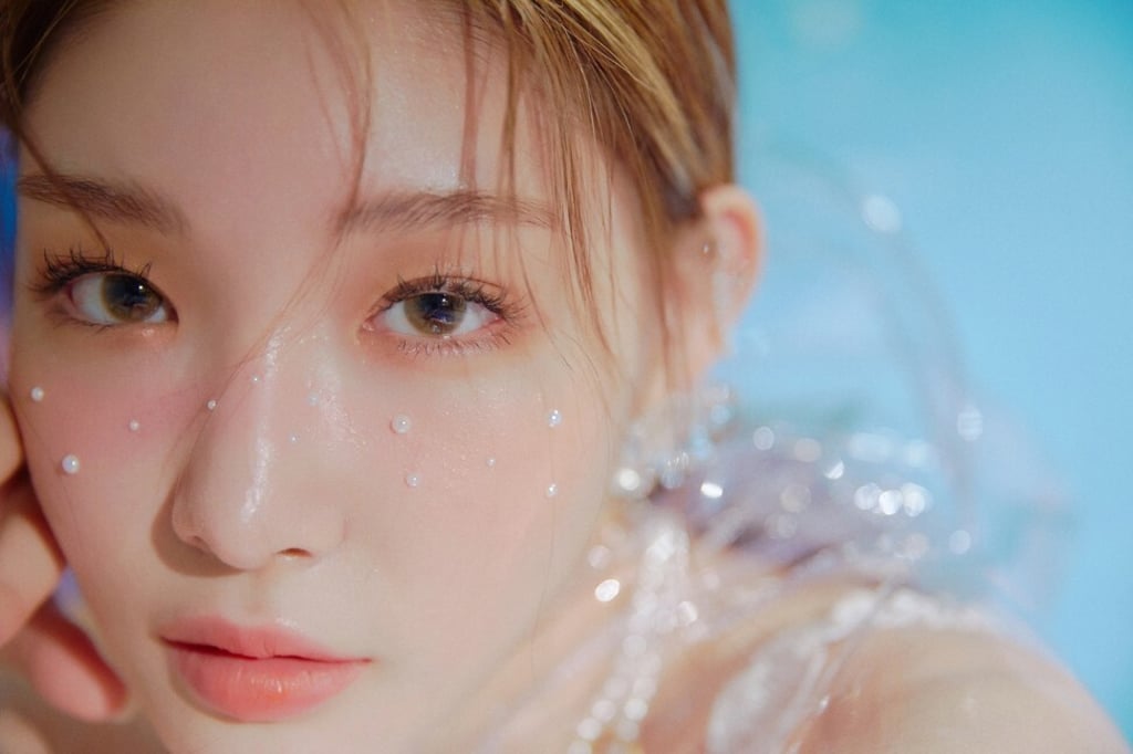 Chungha was born Kim Chan-mi in Seoul in February 1996. Chungha was born Kim Chan-mi in Seoul in February 1996.