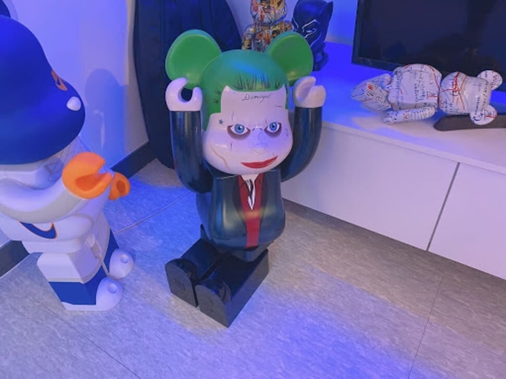 Woozi’s Bearbricks were moved around – the horror. Photos: Seventeen / WeVerse