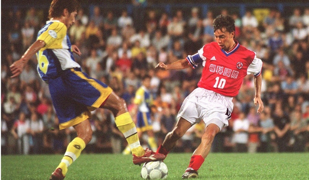 Leslie Santos (right) in action during his testimonial match at Mong Kok Stadium in 2002. Photo: Wan Kam-yan
