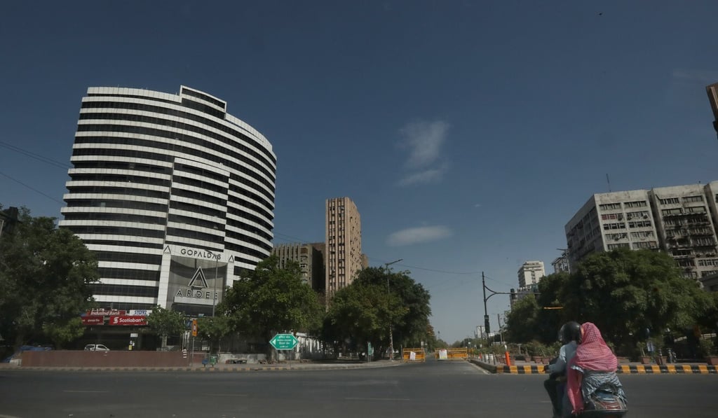 A view of a nearly deserted road in Connaught Place, one of the business and financial hubs in New Delhi, due to the Covid-19 lockdown. Photo: EPA-EFE