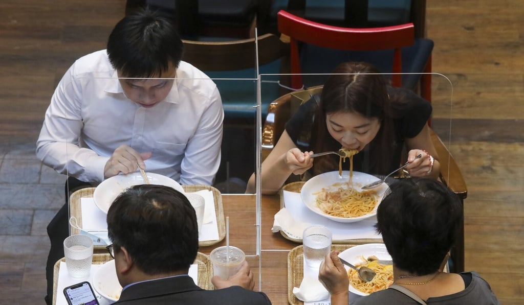 Eating out: still on the menu in Hong Kong despite the outbreak of the coronavirus. Photo: K. Y. Cheng
